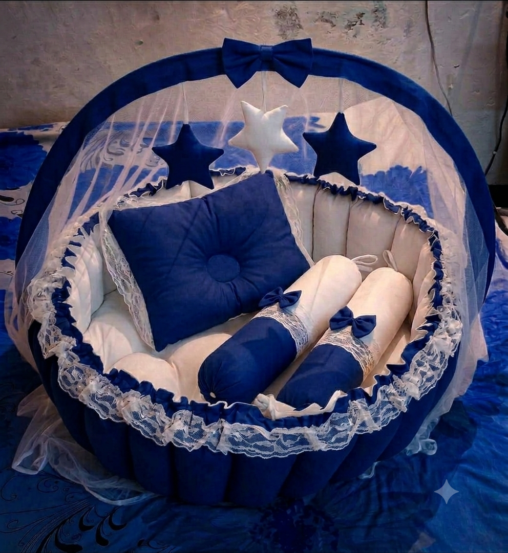 Luxury Baby Nest Bed with Mosquito Net (Newborn to 18 Months) 8